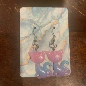 NEW HANDMADE ACRYLIC CAT CHARM EARRINGS